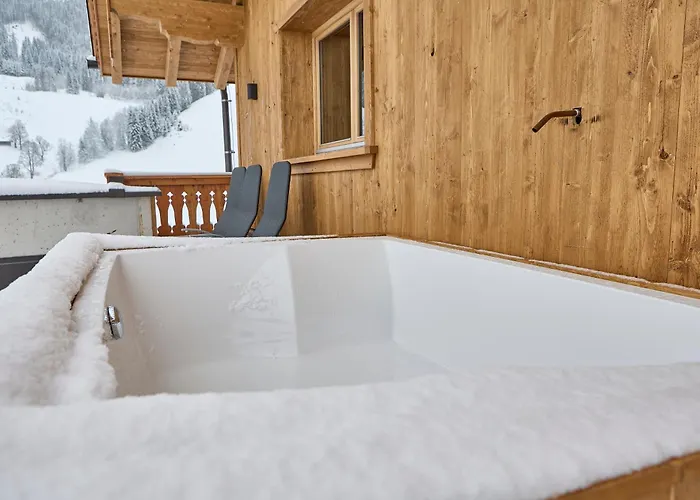 Almhuette Auszeit - Neueroeffnung Dezember 2025 * Saalbach-Hinterglemm