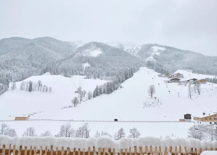 Almhuette Auszeit - Neueroeffnung Dezember 2025